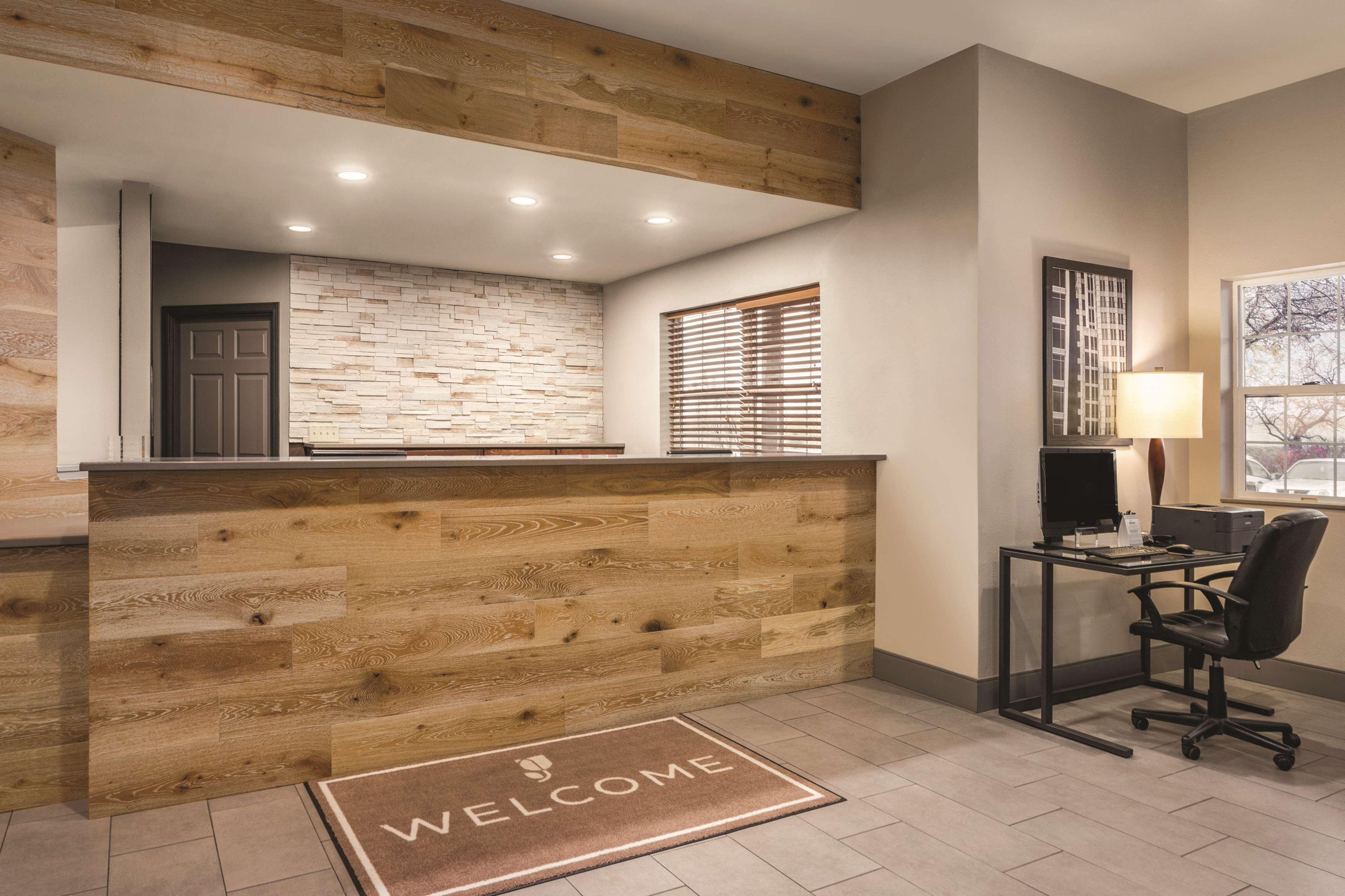 Country Inn & Suites By Radisson, Dakota Dunes, Sd Eksteriør bilde