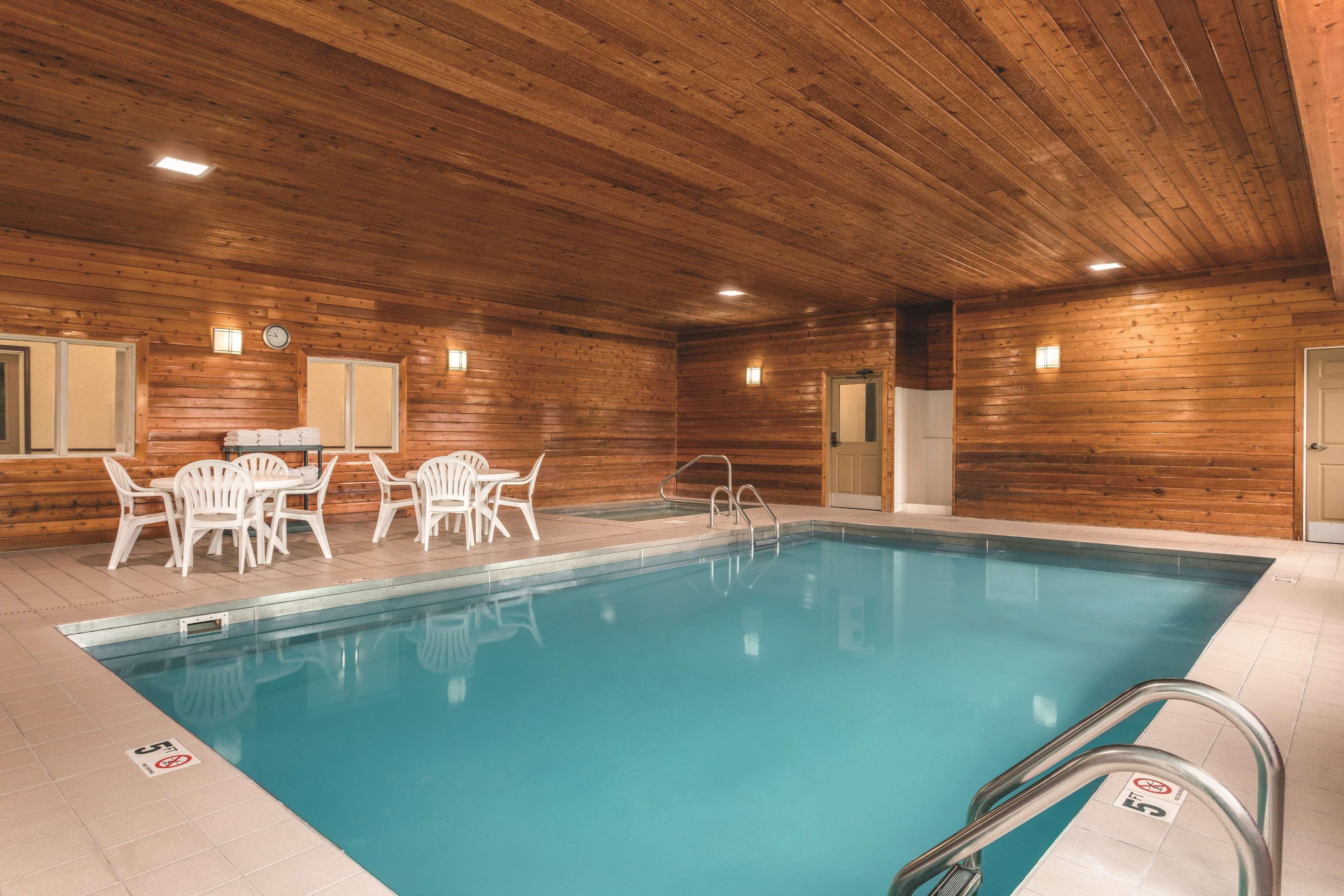Country Inn & Suites By Radisson, Dakota Dunes, Sd Eksteriør bilde